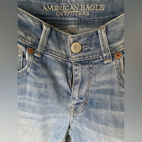 American Eagle Jeans - Picture 2 of 6